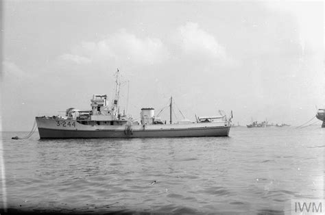 The Royal Navys New Minesweeper March 1944 Freetown The Byms