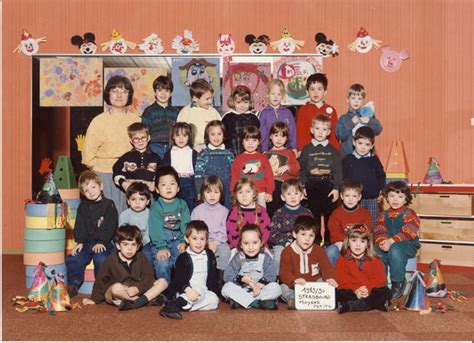 Photo De Classe Moyens Petits De 1990 ECOLE EDOUARD BRANLY Copains D