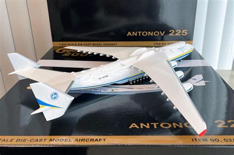 Gemini200 Antonov Airlines An 225 Mriya Ur 82060 Display Stand Included