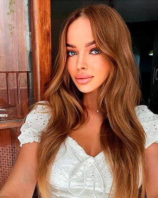 Amazing Single Women From Ukraine Kiev Liliya 25 Yo Hair Color Brown