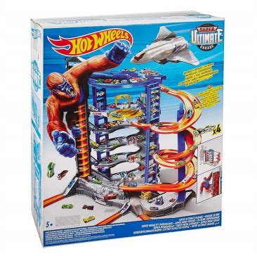 Hot Wheels Super Ultimate Garage Play Set Fml