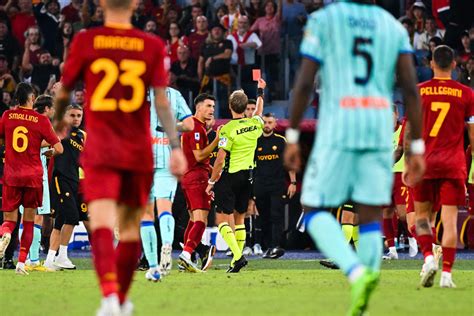 Espulsione Durante Roma Atalanta Sar Assente Contro L Inter