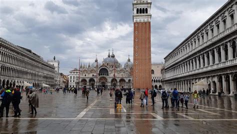 Venezia Mose Alzate Dighe Mobili Per Il Picco Di Marea Acqua Alta