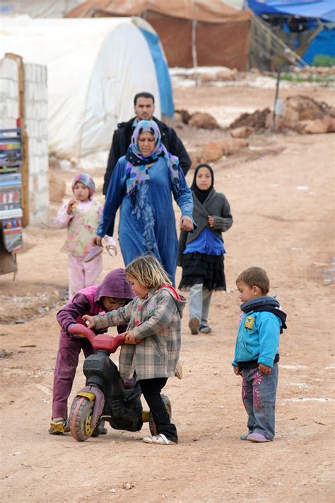 Un Cuts Food Aid To Syrian Refugees In Turkey Daily Sabah