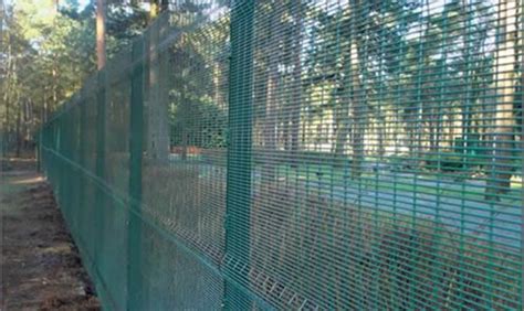 358 Welded Mesh High Security Fence Panels For Prison And Military Uses