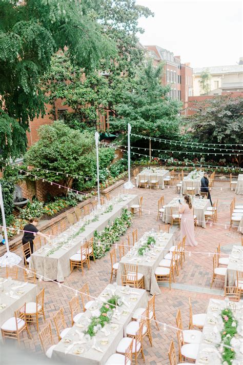 A Downtown DC Soirée Filled With Outdoor Wedding Ideas