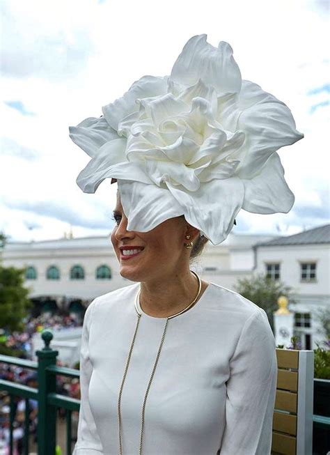 One Of The Most Intricate Fabulous Fascinators I Ve Ever Seen At Derby