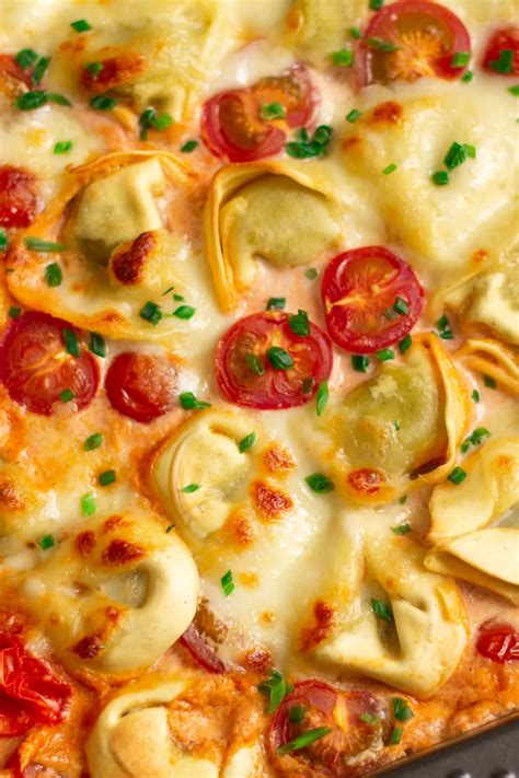 Baked Tortellini Casserole Easy Creamy And Cheesy