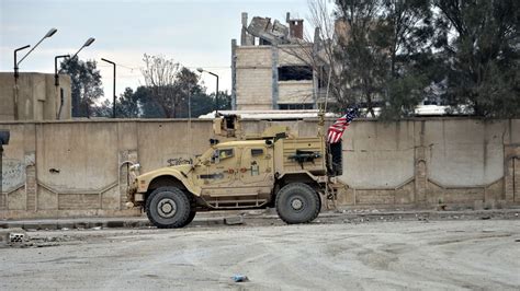 Kurdish Forces Battle Isis After Prison Attack The New York Times