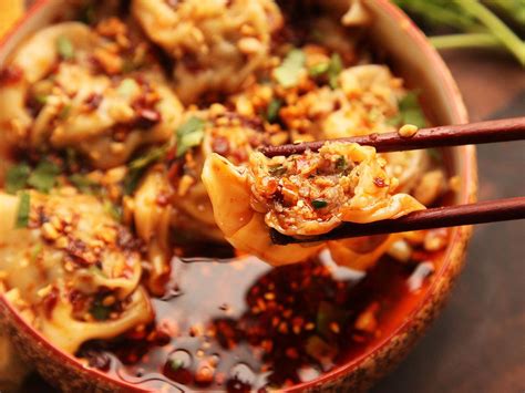 How To Make Sichuan Style Wontons In Chili Oil