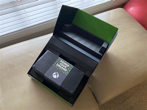 Overanalysing The Xbox Box