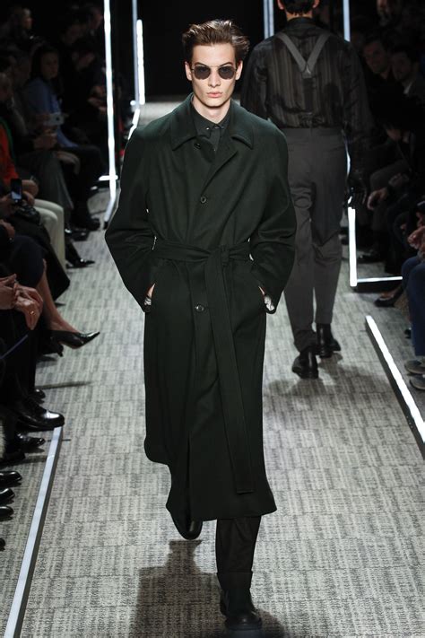 Cerruti 1881 Fall 2017 Menswear Collection Photos Vogue Menswear