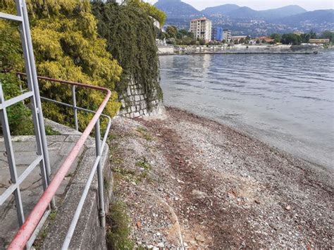 RIATTIVATO IL SERVIZIO DI PULIZIA DELLE SPIAGGE Verbania Milleventi