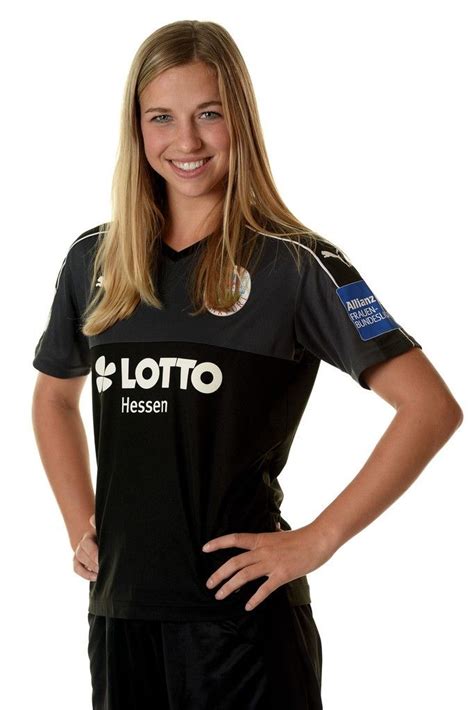 Pin By Jakovo Mtz On Frauen Bundesliga Soccer Girl Football Girls