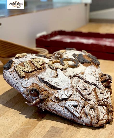 Zum Vatertag eine Brottorte Feiertage und anlässe Handwerker