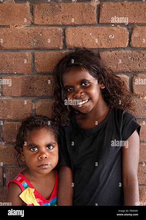 Aboriginal Girl Portrait Stock Photos & Aboriginal Girl Portrait Stock Images - Alamy