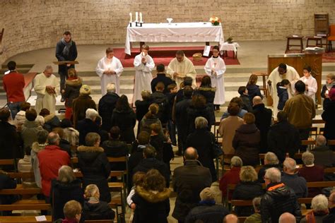 Eucharistie Et Liturgie Dioc Se De Poitiers