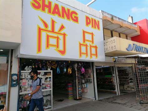Tiendas De Los Chinos Venden Los Mismos Productos Que Nosotros