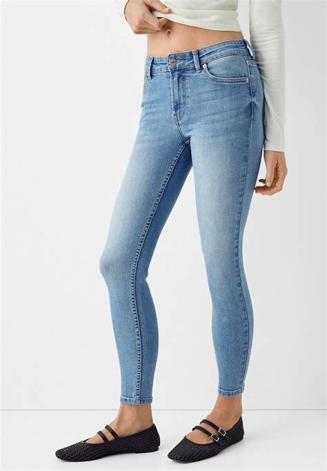 Bershka Vintage Jeans Skinny Fit Light Blue Denim Zalandoie