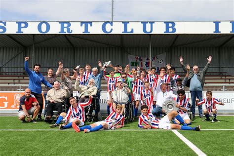 De Buitenspelval Neemt Dit Seizoen Afscheid Met Een Titel Sportclub