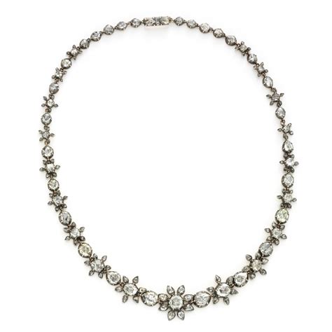 FD Gallery | An Antique Diamond Necklace