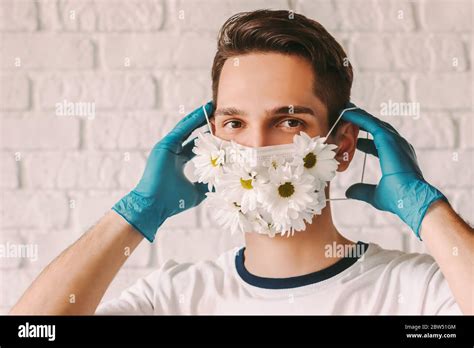 Allergie au latex Banque de photographies et dimages à haute