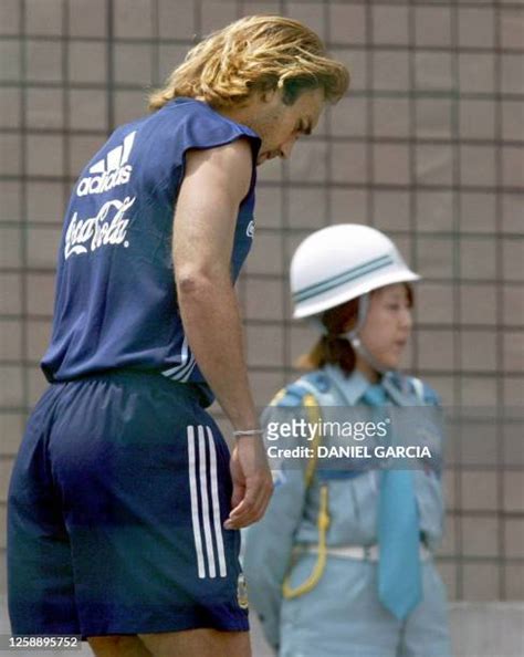 262 Batistuta 2002 Photos And High Res Pictures Getty Images