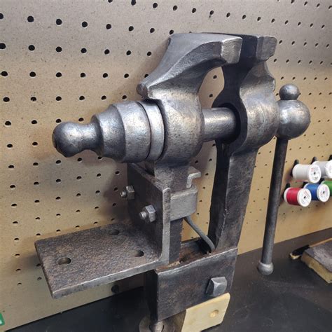 Wagon Tongue Vise Mounting Ideas Rblacksmith