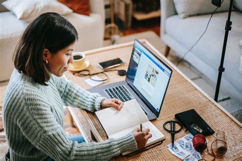 Faut il déclarer les bourses pour la prime d activité Prime d Activite