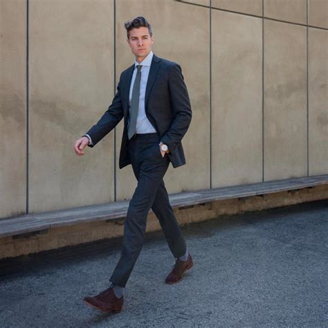 How The Best Dressed Men Wear Grey Suits And Brown Shoes Soxy