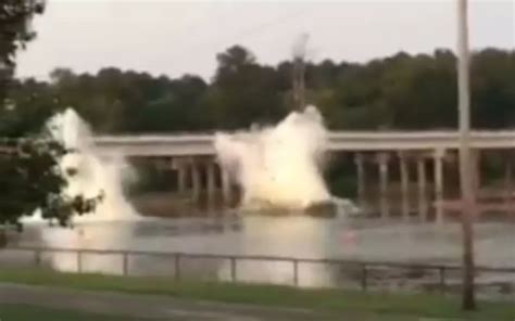 Watch Detonation of Underwater Pilings at Sabine River Bridge