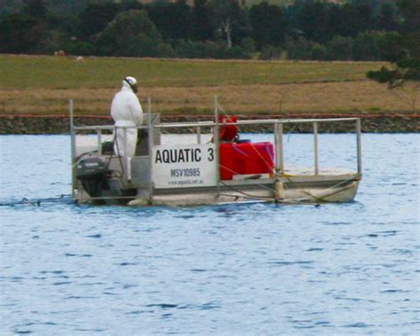 Aquatic Weed Spraying - Aquatic Weed Control Herbicide applications