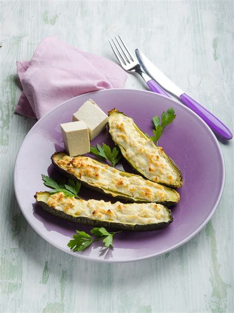 Recette Courgettes Farcies La Feta Marie Claire