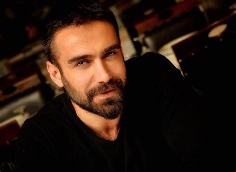 СМИ: звезда сериала «Восток-Запад» Аднан Коч арестован с наркотиками ...