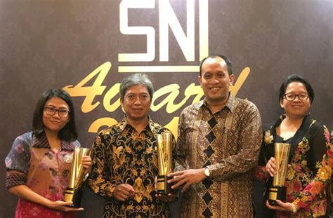 Pelindo III Raih Emas Di Ajang SNI Awards 2018 BISNISJATIM ID