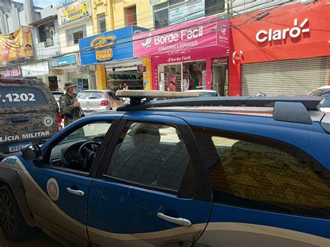 Tr S Elementos Tentaram Assaltar Uma Das Lojas Da Claro No Centro De