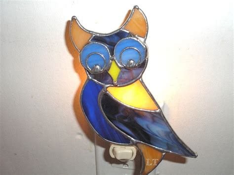 Lt Stained Glass Owl Night Light Lamp Made With Blue Dark