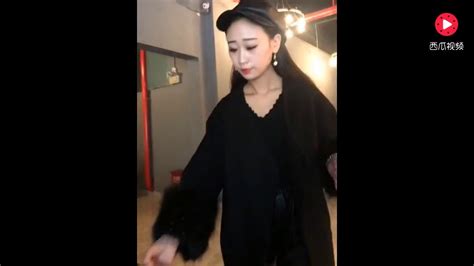 恶搞网咖女网管，哥们作死撩妹，笑得不行了 Youtube