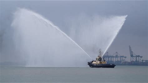 Tug Svitzer Kent Testing Fire Monitors At Harwich Harbour Youtube