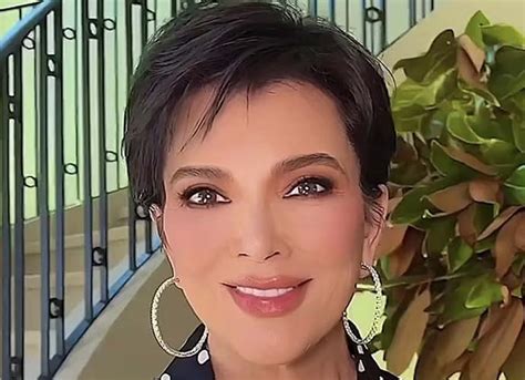 Kris Jenner 67 Slammed For Heavily Edited Instagram Video That Makes