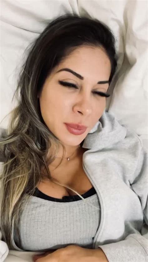 Mayra Cardi Contrai Covid 19 E Revela Ser Do Grupo De Risco