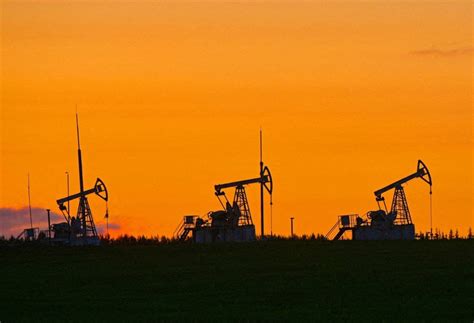 Oil Prices Climb On Summer Demand Optimism