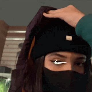 Pin on Guardado rápido Thug girl Cute emo girls Foto cewek hijab