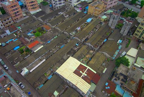 探访东莞凤岗江屋古村：一座座排屋，一条条小巷，里面住满人