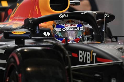 Max Verstappen Signe Sa E Pole Position De La Saison