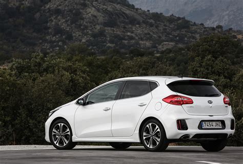 Prueba nuevo Kia ceed 2015 calidad y tecnología a buen precio