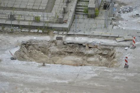 Tajne tunele zalane wodą Przełomowe odkrycie w centrum Warszawy