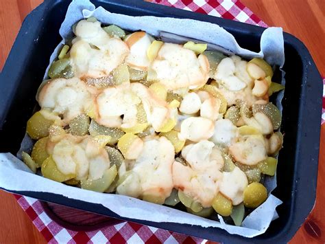 Patate E Coste Al Forno Con Scamorza Affumicata Una Pizza Per Amica