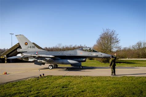 Ukraine Hails Breakthrough Agreement Of Receiving F 16 Fighter Jets From Netherlands And