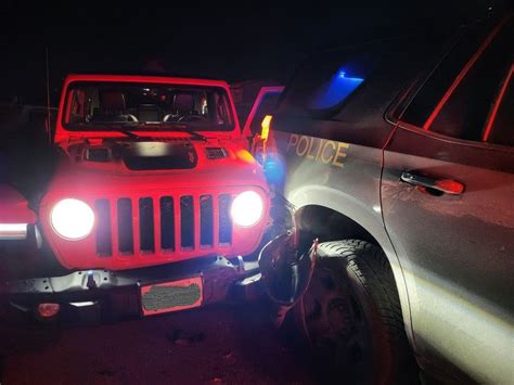 Driver Of Vehicle Stolen In The Ottawa Area Hit Two Police Cruisers